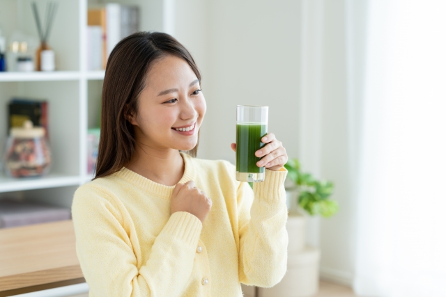 青汁を飲み続けると期待できる「体の変化」とは?